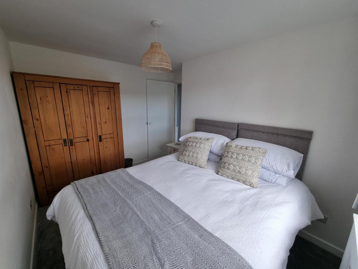 Hightide - 2 Bed With Parking, Balcony & Sea View. Appartement Swanage Buitenkant foto